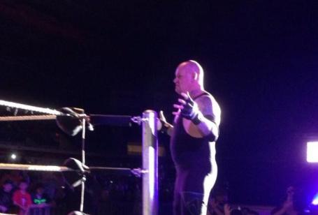 BD1uR2lCQAAchbi.jpglarge_crop_exact