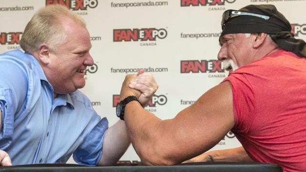 Toronto mayor defeats Hulk Hogan in&nbsp;arm-wrestling