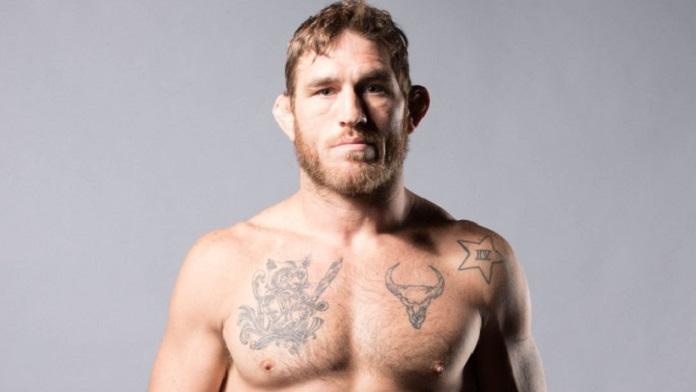 Tom Lawlor Reveals He’ll Need Hip Replacement Surgery Due to Severe&nbsp;Damage