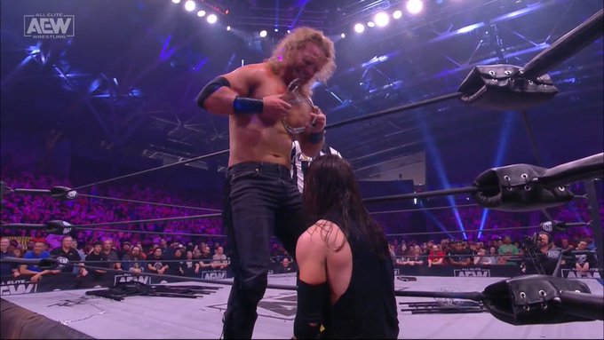 Wrestling Community Divided On Barbed Wire Crown Spot From AEW&nbsp;Rampage