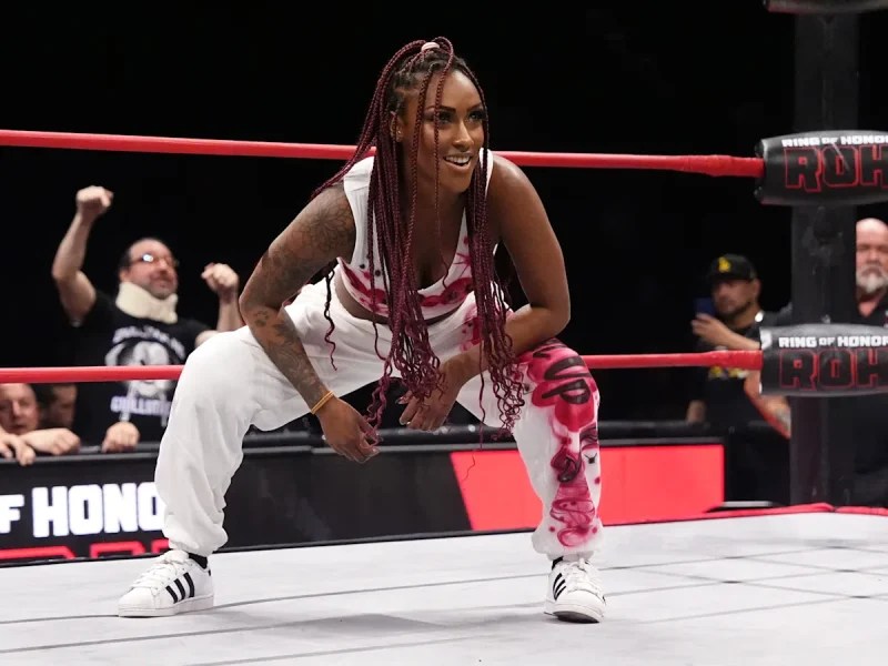 Report: Red Velvet Suffers Neck Injury During CMLL-NJPW Event in&nbsp;Mexico