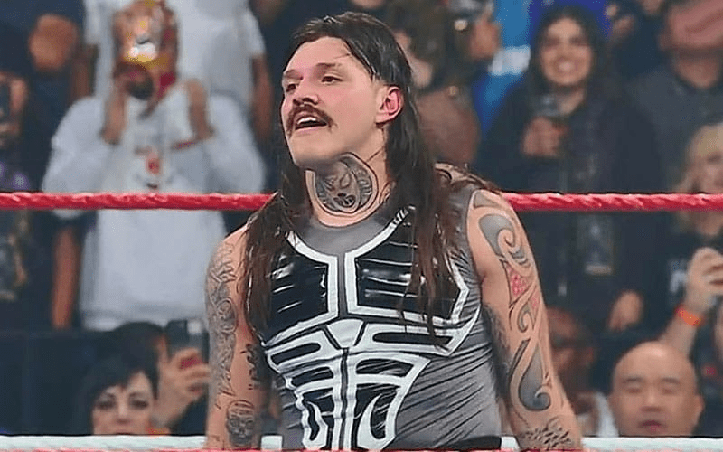 Dominik Mysterio Reportedly Dealing With Shoulder Injury After AAA Guerra de Titanes&nbsp;Event